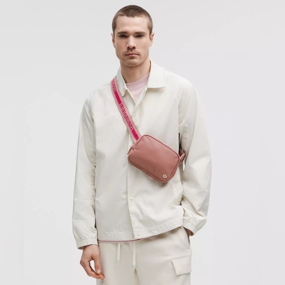 Lululemon Everywhere Belt Bag 1L Wordmark- Spiced Chai/Magenta Smoke/Pink Haze - Picture 6 of 6